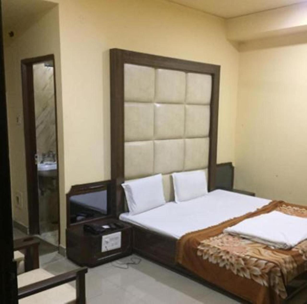 Hotel Shivalik GoldБхопал Экстерьер фото
